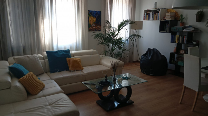 Proponiamo appartamento due camere e due bagni in affitto, nel pieno centro di Castelfranco Venet...