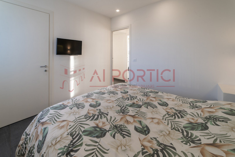 PIOVE DI SACCO Centro Storico - Elegante APPARTAMENTO situato nel cuore del Centro Storico che co...