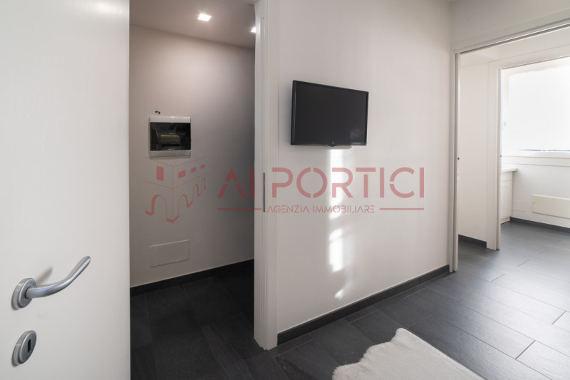 PIOVE DI SACCO Centro Storico - Elegante APPARTAMENTO situato nel cuore del Centro Storico che co...