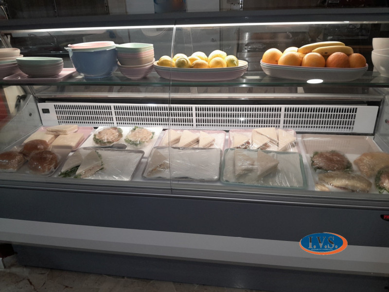 VICENZA (VI) - ZONA STADIO - In zona di grande visibilità VENDESI LOCALE CON ATTIVITA' DI BAR sto...