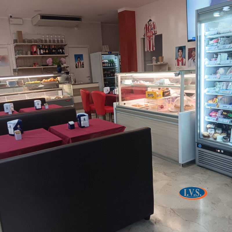 VICENZA (VI) - ZONA STADIO - In zona di grande visibilità VENDESI LOCALE CON ATTIVITA' DI BAR sto...