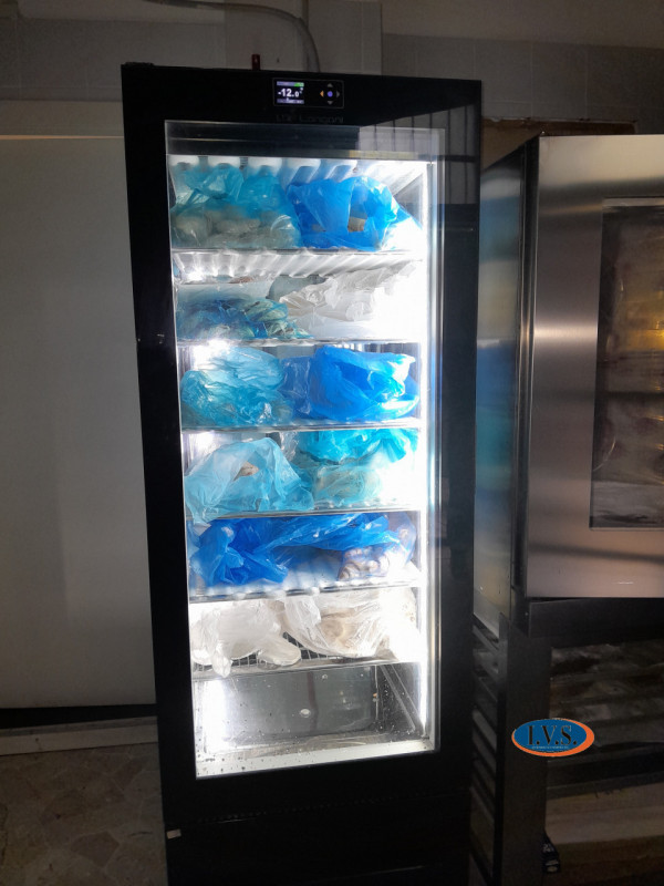 VICENZA (VI) - ZONA STADIO - In zona di grande visibilità VENDESI LOCALE CON ATTIVITA' DI BAR sto...