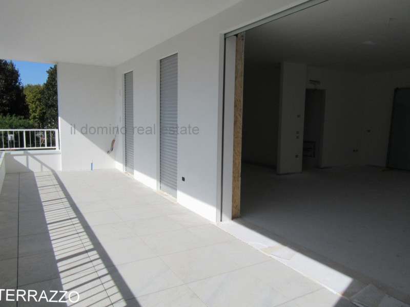 In centro ad Abano Terme, comodo a tutti i principali servizi ma in posizione riservata e tranqui...