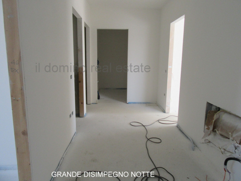 In centro ad Abano Terme, comodo a tutti i principali servizi ma in posizione riservata e tranqui...