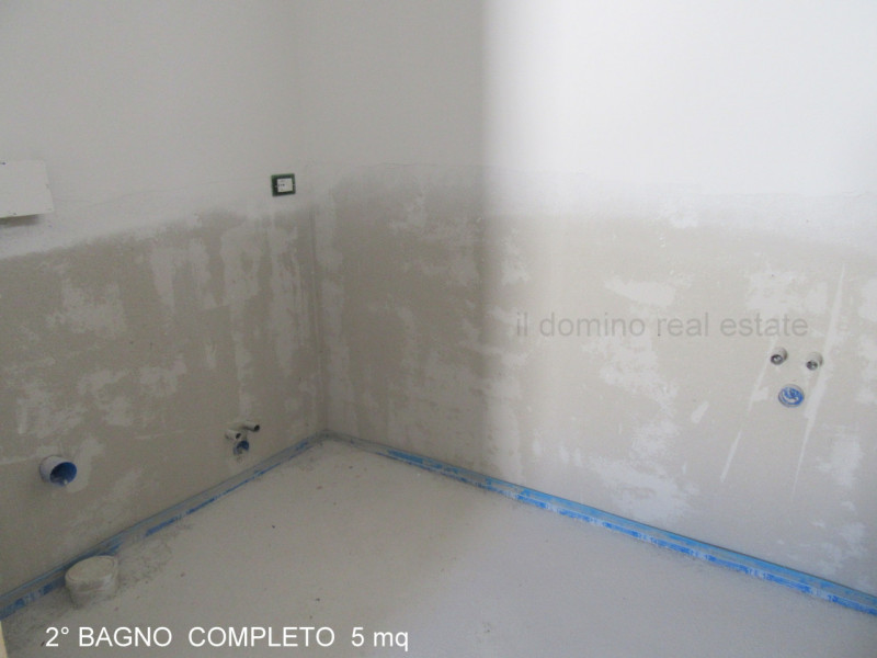 In centro ad Abano Terme, comodo a tutti i principali servizi ma in posizione riservata e tranqui...