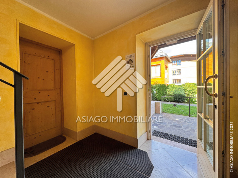 Appartamento Turistico con disponibilità per i mesi di DICEMBRE - GENNAIO - FEBBRAIO. In Piazzett...