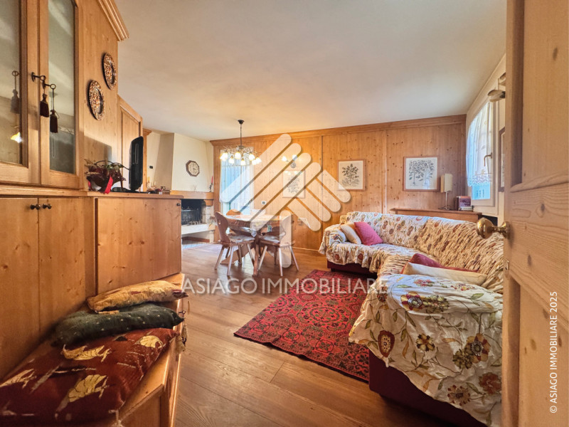 Appartamento Turistico con disponibilità per i mesi di DICEMBRE - GENNAIO - FEBBRAIO. In Piazzett...