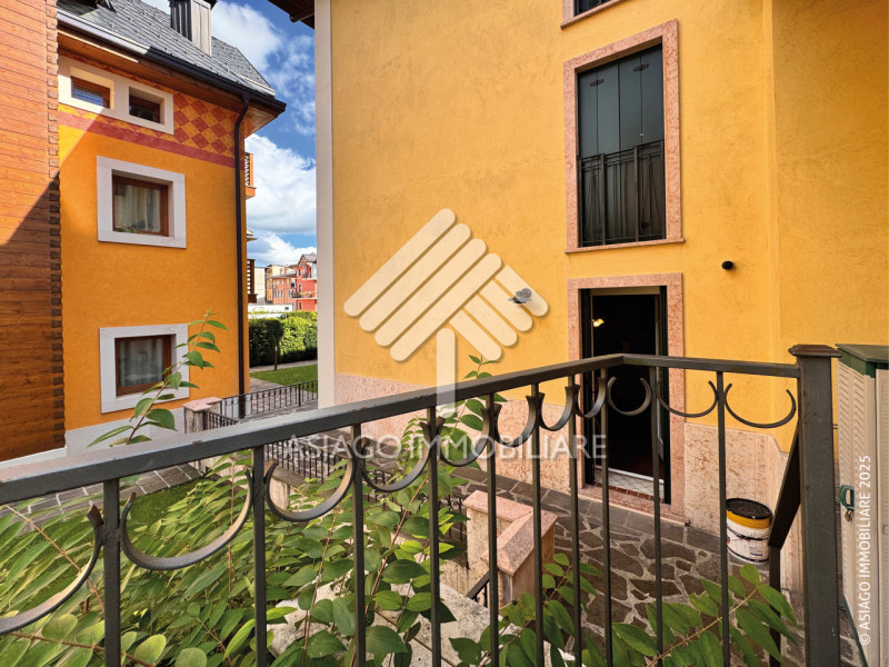 Appartamento Turistico con disponibilità per i mesi di DICEMBRE - GENNAIO - FEBBRAIO. In Piazzett...