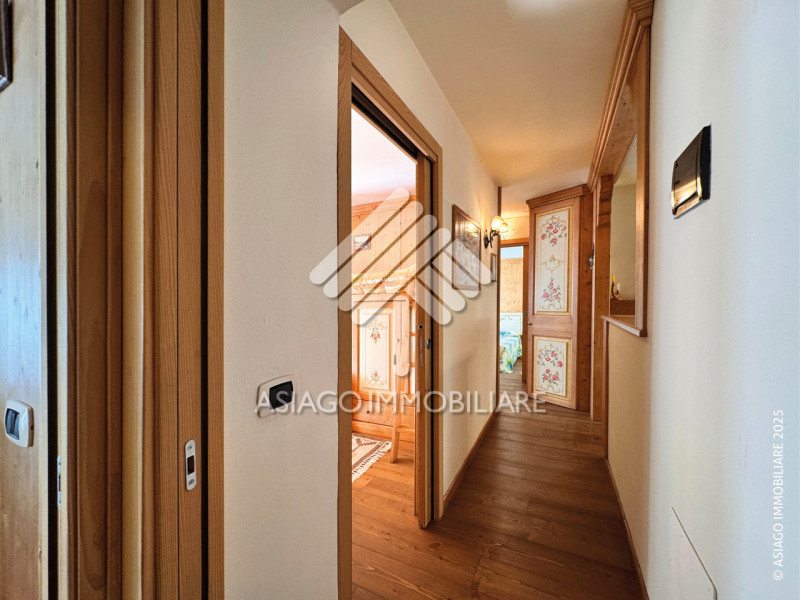 Appartamento Turistico con disponibilità per i mesi di DICEMBRE - GENNAIO - FEBBRAIO. In Piazzett...