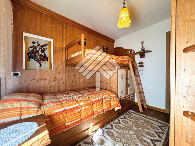 Appartamento Turistico con disponibilità per i mesi di DICEMBRE - GENNAIO - FEBBRAIO. In Piazzett...