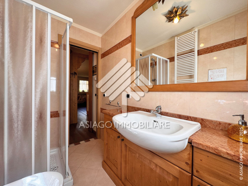 Appartamento Turistico con disponibilità per i mesi di DICEMBRE - GENNAIO - FEBBRAIO. In Piazzett...