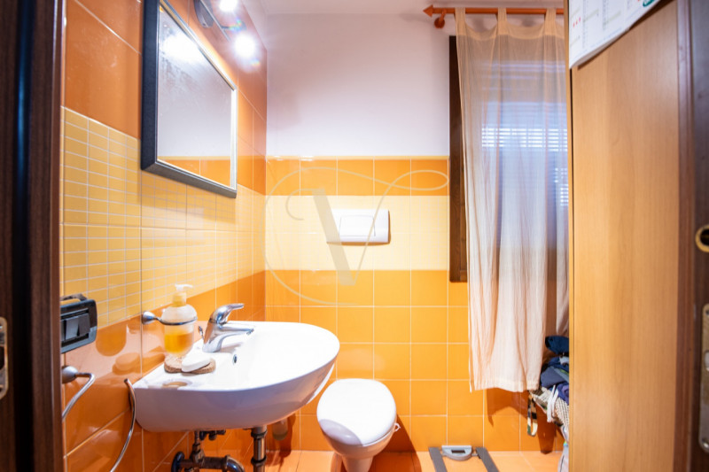 Albignasego – Via della Croce Verde, N. 15

In zona residenziale tranquilla e comoda ai principal...