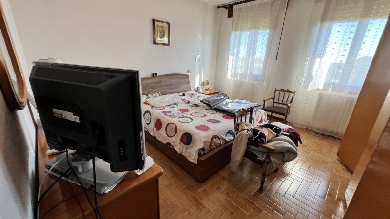 Interessante soluzione indipendente contornata da circa 1.000mq di giardino.

Edificata nel 1995,...