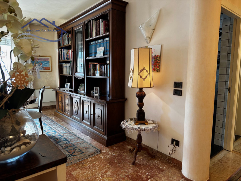 ZONA ARCELLA/SS. TRINITA', ed esattamente in Via BUONARROTI, proponiamo in vendita un bell' appar...