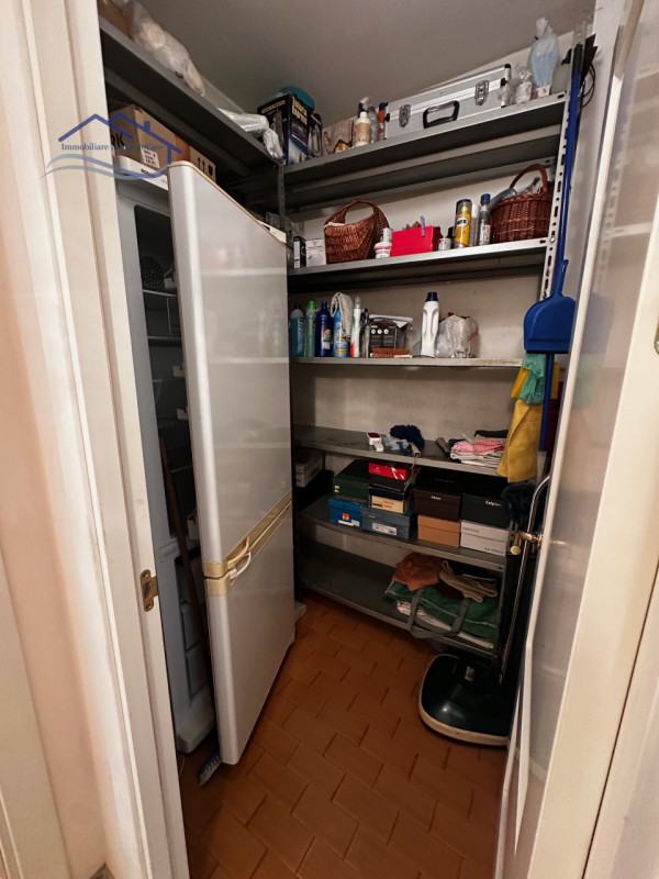 ZONA ARCELLA/SS. TRINITA', ed esattamente in Via BUONARROTI, proponiamo in vendita un bell' appar...