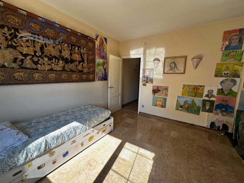 ZONA ARCELLA/SS. TRINITA', ed esattamente in Via BUONARROTI, proponiamo in vendita un bell' appar...