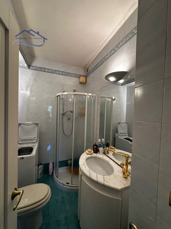 ZONA ARCELLA/SS. TRINITA', ed esattamente in Via BUONARROTI, proponiamo in vendita un bell' appar...