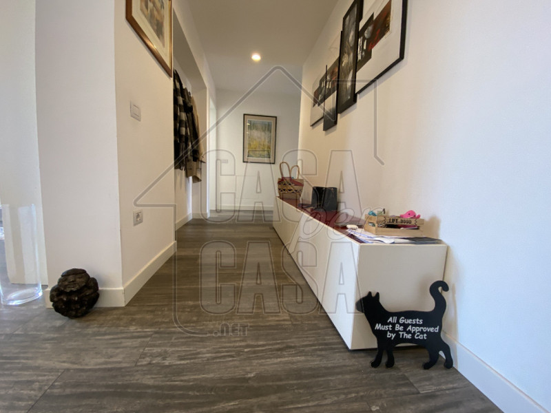 Nel cuore della città, all’interno di un palazzo prestigioso con servizio di portineria, proponia...