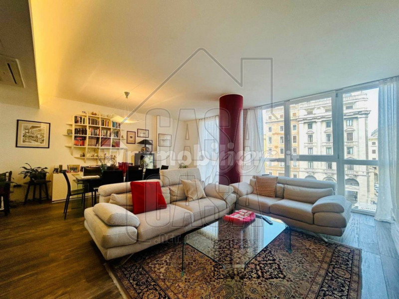 Nel cuore della città, all’interno di un palazzo prestigioso con servizio di portineria, proponia...