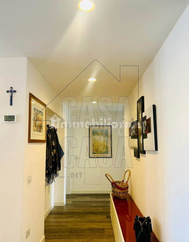 Nel cuore della città, all’interno di un palazzo prestigioso con servizio di portineria, proponia...