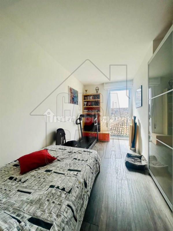 Nel cuore della città, all’interno di un palazzo prestigioso con servizio di portineria, proponia...