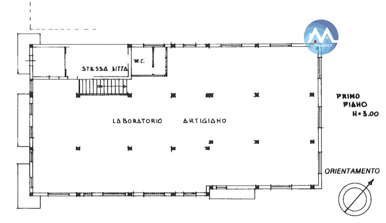 Primo piano intero di 360 mq da ristrutturare. Investimento ideale per imprese