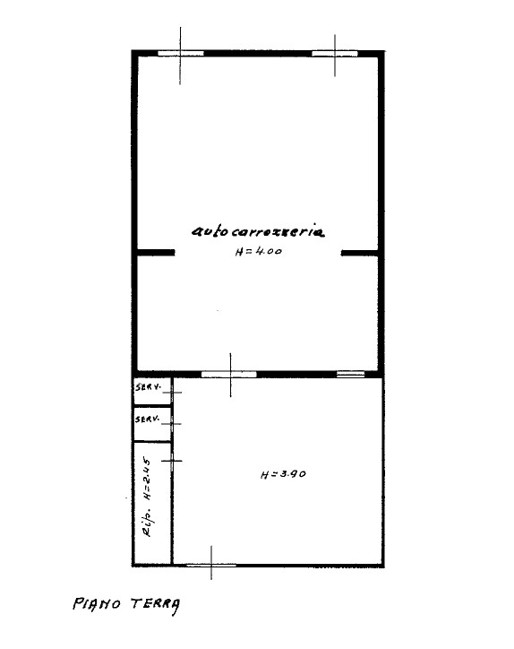 In una zona di forte passaggio, proponiamo in vendita a Solesino, capannone artigianale di circa ...