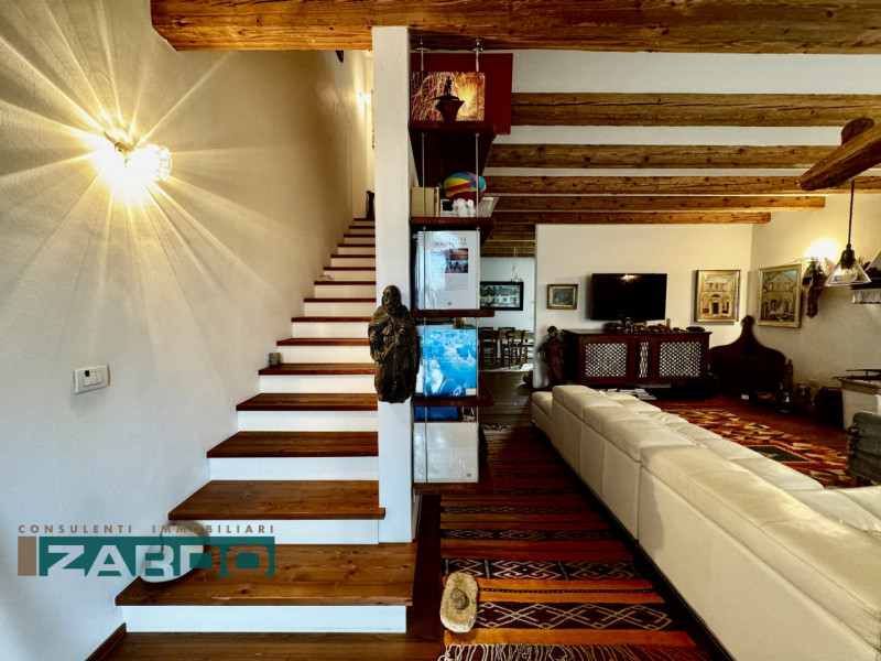 Rif. C-225 NE ( per info 350 5383983 | Giacomo )

In una ricercata area residenziale, comoda a tu...