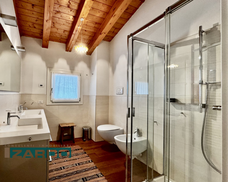 Rif. C-225 NE ( per info 350 5383983 | Giacomo )

In una ricercata area residenziale, comoda a tu...