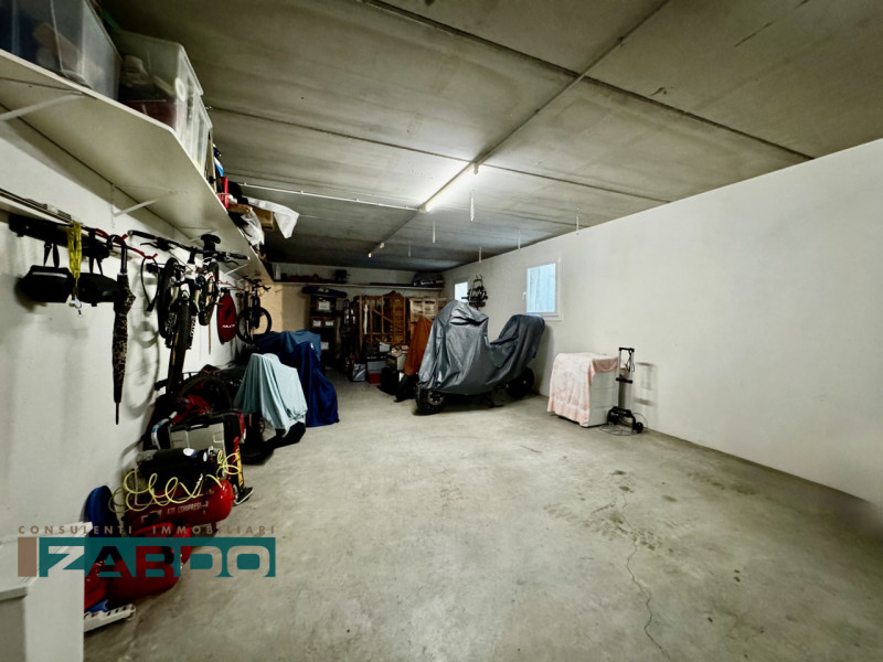 Rif. C-225 NE ( per info 350 5383983 | Giacomo )

In una ricercata area residenziale, comoda a tu...