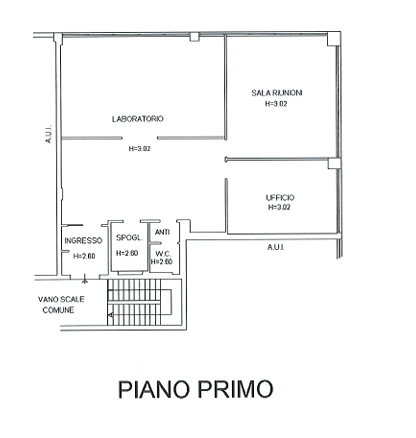 In zona industriale di Vicenza Ovest, precisamente in Via dell’Edilizia, proponiamo un luminoso u...