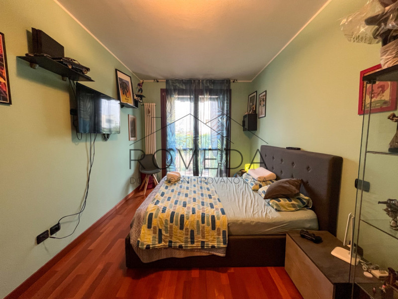 PONZANO VENETO

RIFERIMENTO: PV3

L'agenzia immobiliare Roveda ha il piacere di proporvi in vendi...