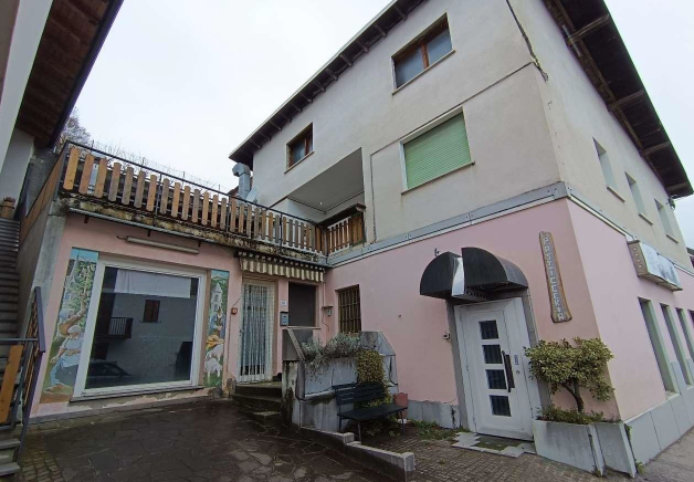 Rif. A.A.84-23

Vendita all'asta - Appartamento al 1° piano in data 10 febbraio 2026

Descrizione...