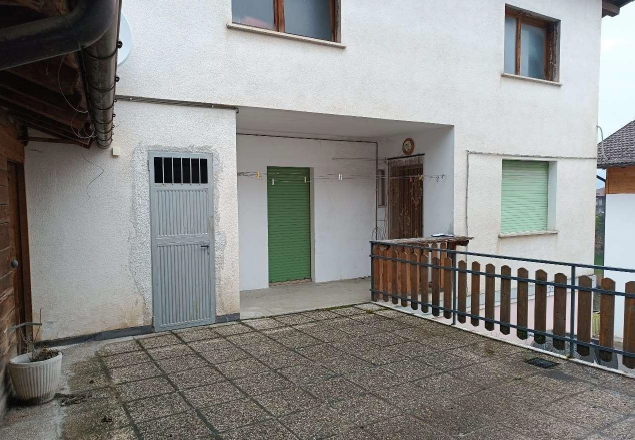 Rif. A.A.84-23

Vendita all'asta - Appartamento al 1° piano in data 10 febbraio 2026

Descrizione...