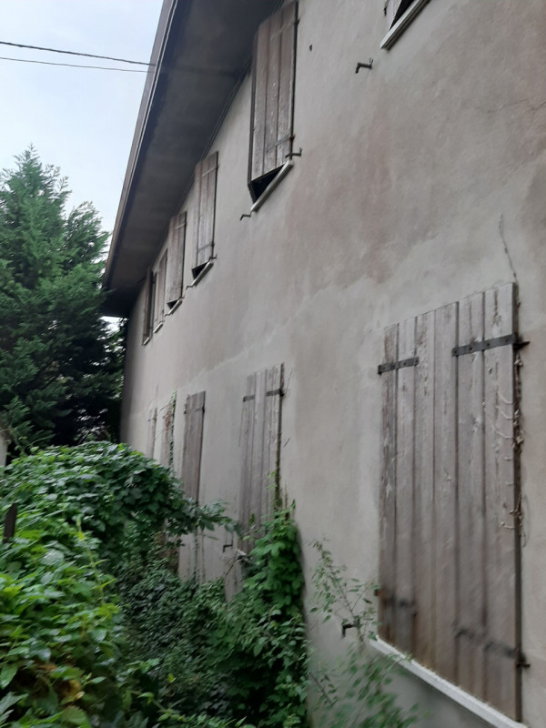 Se stai cercando un appartamento spazioso e luminoso, questa è l'opportunità che fa per te! Situa...