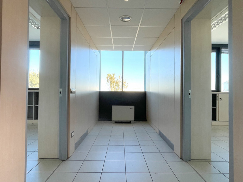 ZONA INDUSTRIALE DI CONSELVE - BAGNOLI DI SOPRA: Prestigioso Ufficio di complessivi 310 mq. circa...