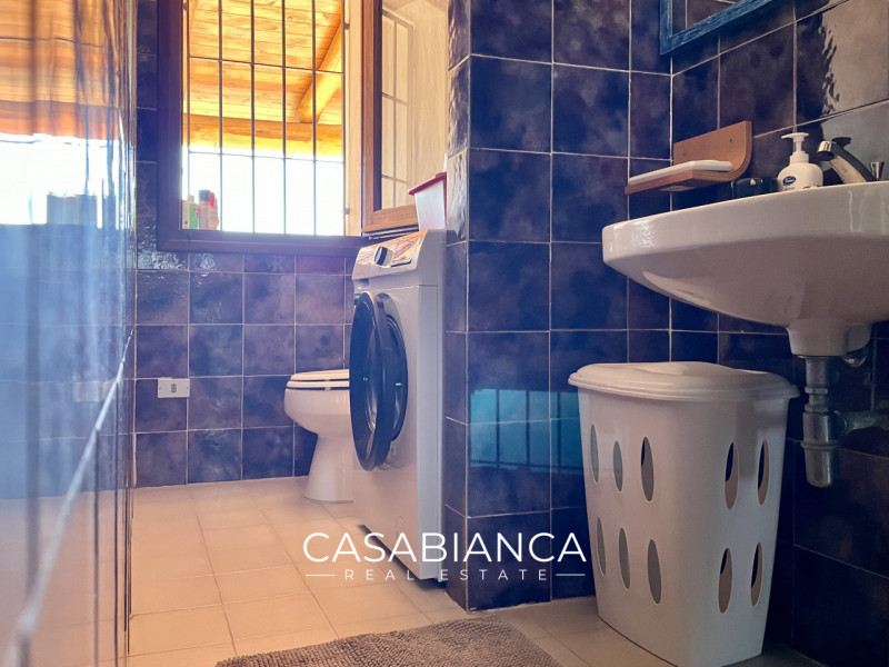 All’interno del rinomato villaggio residenziale “Capizza di Vacca”, perfettamente integrato nel p...