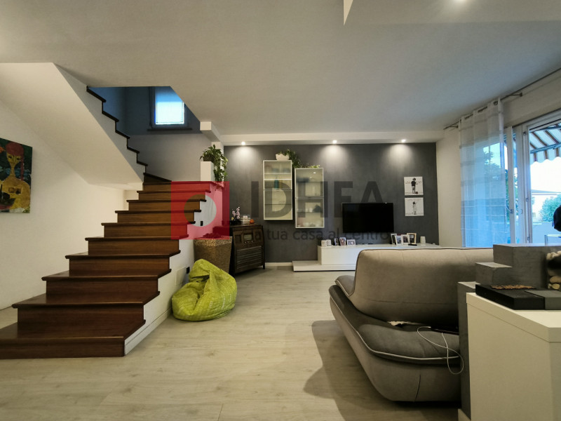 "RIFERIMENTO FPQ1 "

QUINTO DI TREVISO - CENTRO. 

Situata nel cuore di Quinto di Treviso, in pos...