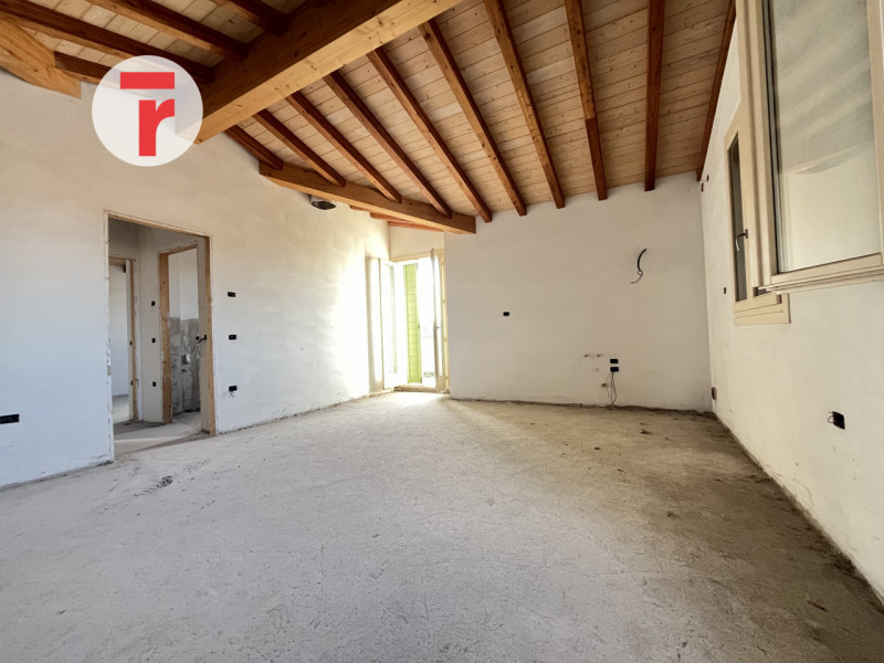 In una posizione strategica nel centro di Sarmeola di Rubano, comoda a tutti i principali servizi...