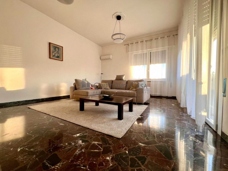 RIF. CM279 – CAMPOLONGO MAGGIORE (VE) 

OCCASIONE UNICA: RESIDENZA A2 CON AMPIO MAGAZZINO, RISTRU...