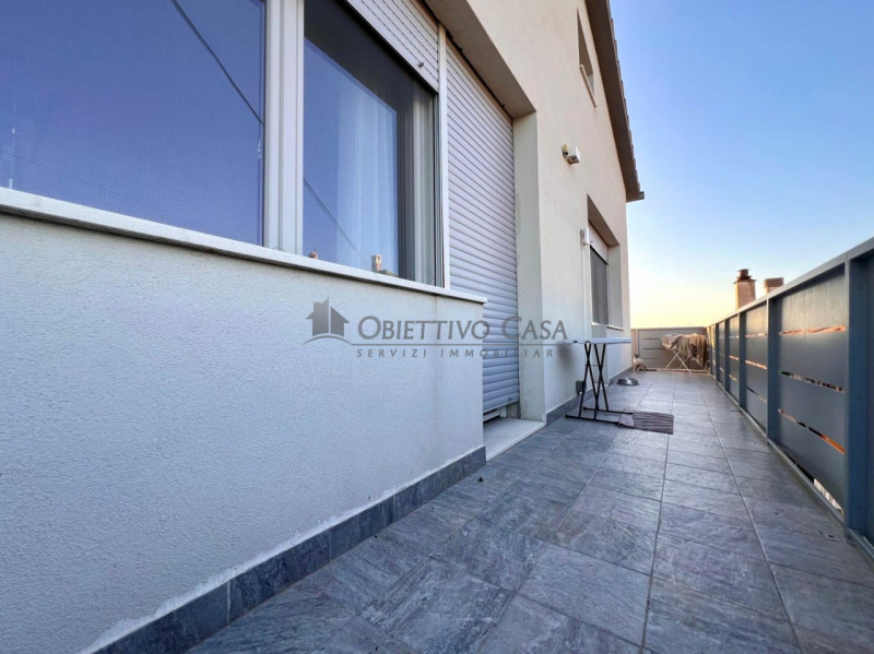 RIF. CM279 – CAMPOLONGO MAGGIORE (VE) 

OCCASIONE UNICA: RESIDENZA A2 CON AMPIO MAGAZZINO, RISTRU...