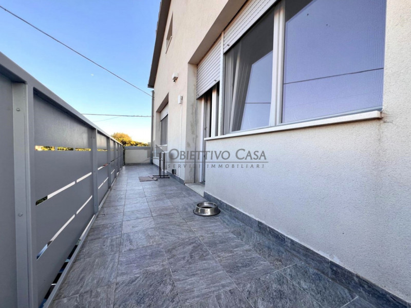 RIF. CM279 – CAMPOLONGO MAGGIORE (VE) 

OCCASIONE UNICA: RESIDENZA A2 CON AMPIO MAGAZZINO, RISTRU...