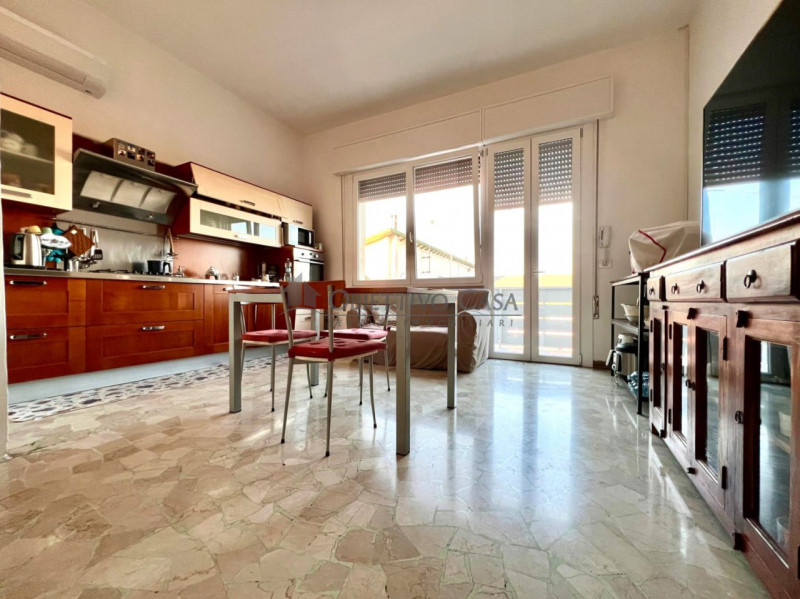 RIF. CM279 – CAMPOLONGO MAGGIORE (VE) 

OCCASIONE UNICA: RESIDENZA A2 CON AMPIO MAGAZZINO, RISTRU...