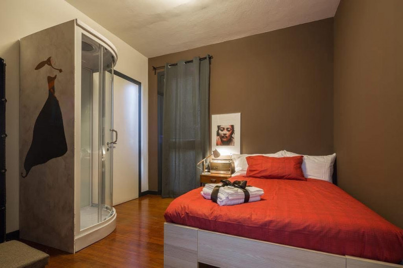 OTTIMA CASA SINGOLA SU DUE LIVELLI CON GIARDINO PRIVATO AFFITTASI AD IMPRESA

Zona Sant' Osvaldo,...