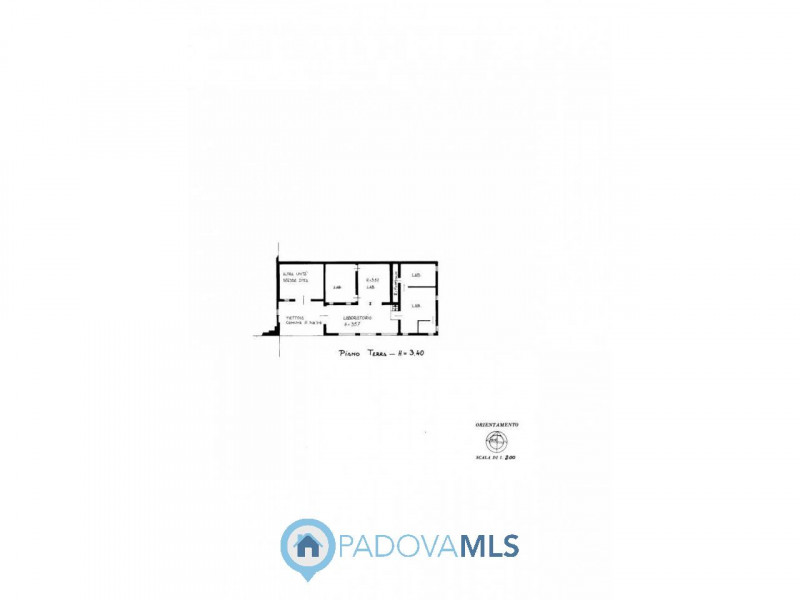 Immobile in esclusiva al Gruppo Padova MLS
Compendio immobiliare con più fabbricati e ampi spazi ...