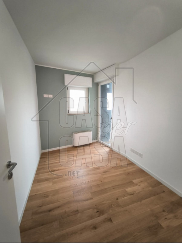 Scopri questo splendido appartamento trilocale di circa 80 mq, situato nel cuore del quartiere Sa...