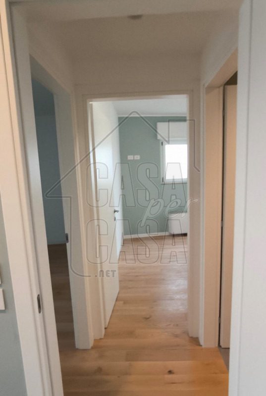 Scopri questo splendido appartamento trilocale di circa 80 mq, situato nel cuore del quartiere Sa...