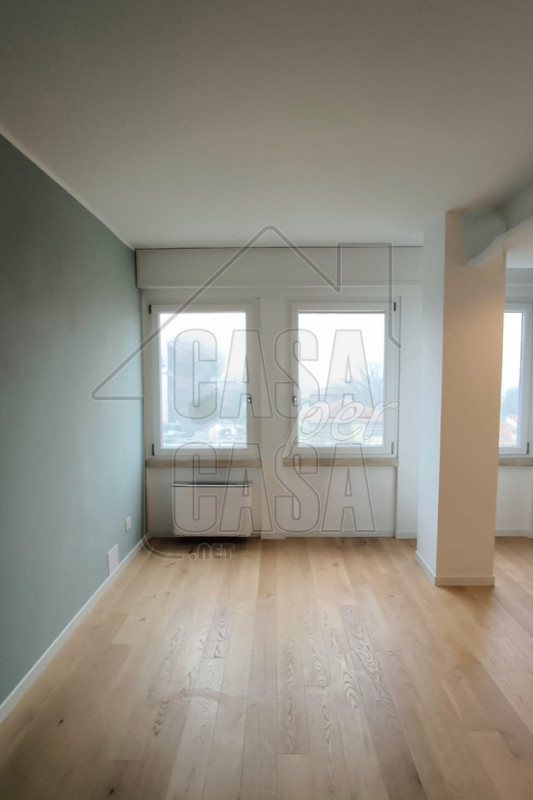 Scopri questo splendido appartamento trilocale di circa 80 mq, situato nel cuore del quartiere Sa...