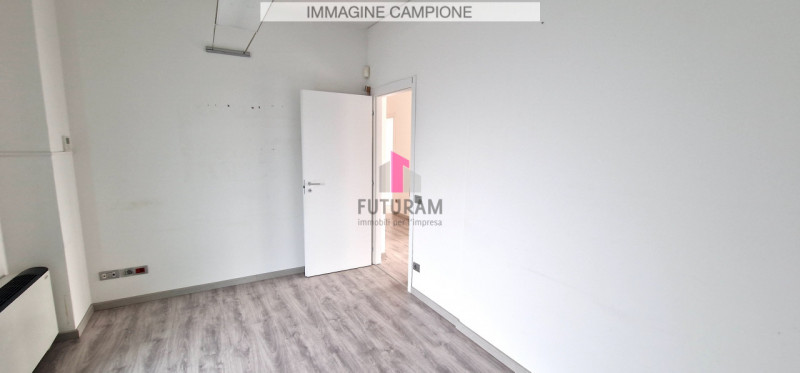 RIF:  095.2NM -  ARINO DI DOLO  -  PER INFO    340 335 8378 - 0444/310220

Ad Arino di Dolo si pr...