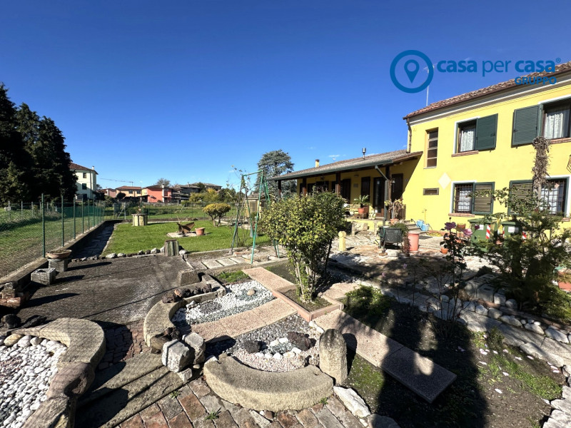 APPROVATO GRUPPO CASA PER CASA: VALUTATO, CONTROLLATO, GESTITO IN ESCLUSIVA

ZONA: Posizionata ne...